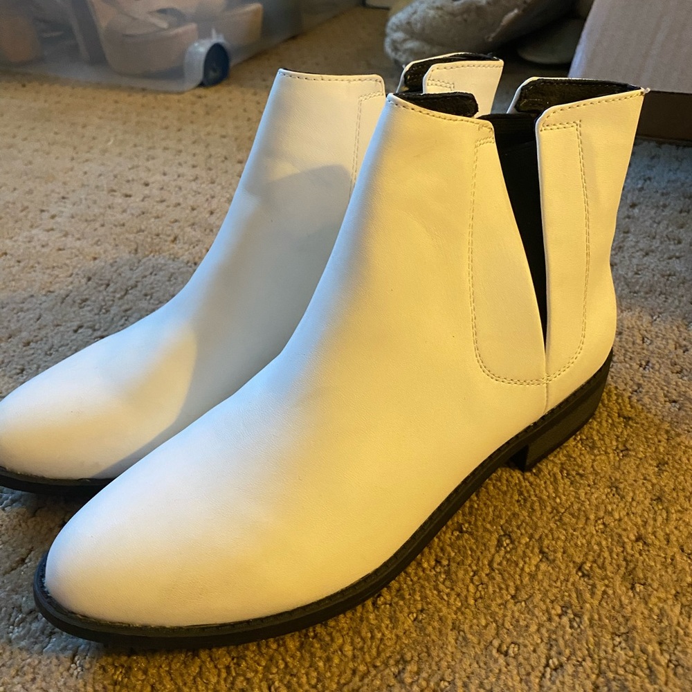 White short booties